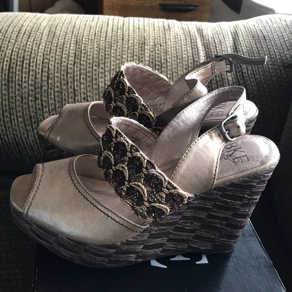 Brand new gold BKE wedges